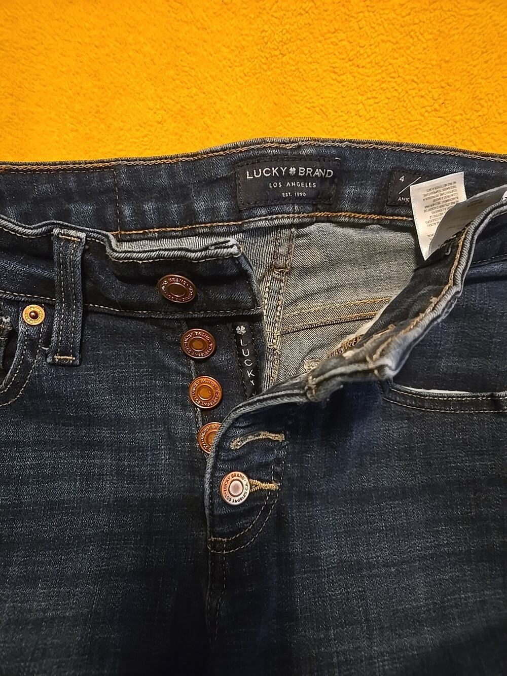 Lucky Brand Ava Mid Rise Skinny Medium Wash Jeans Blue Denim 5-Pocket 4/27
